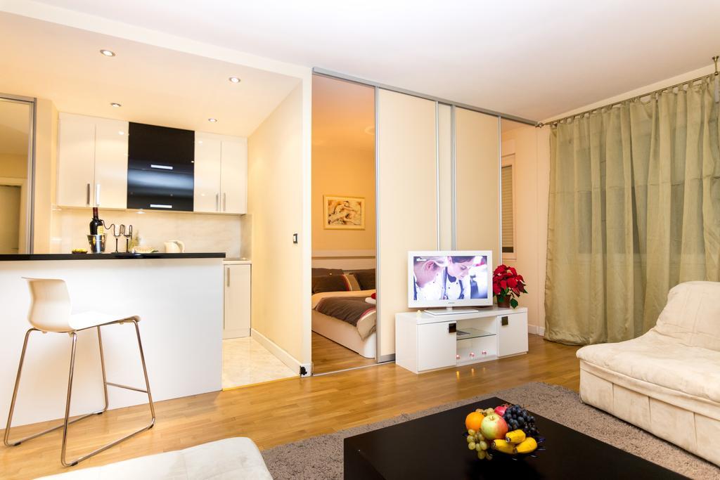 Slavija Square Apartments Beograd Værelse billede